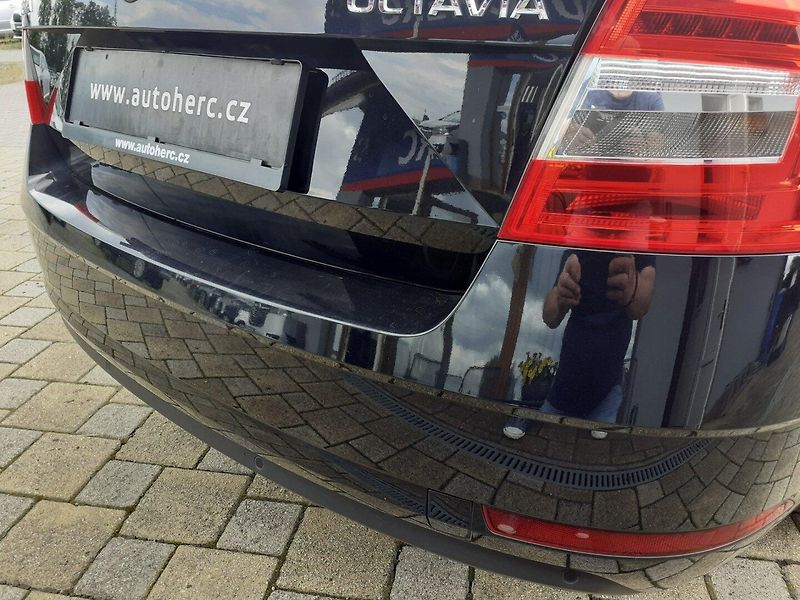 Škoda Octavia (2018) 1.4 TSi  110 Kw ČR - fotka 23 z 32