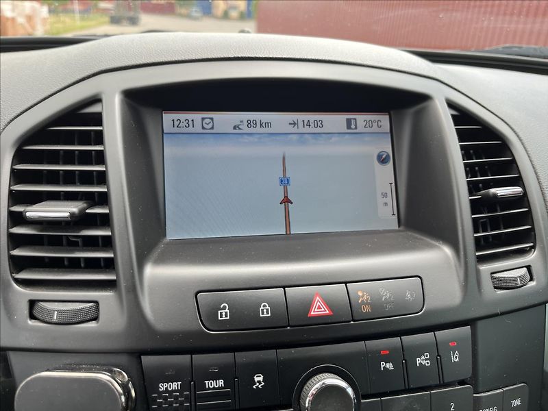 Opel Insignia 2,0 CDTi KLIMA SERVIS ROZVODY - fotka 21 z 44