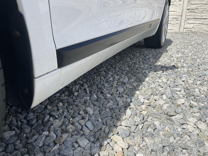 Volkswagen Scirocco 1.4TSi 125PS SPORT EDITION TOP - fotka 23 z 178