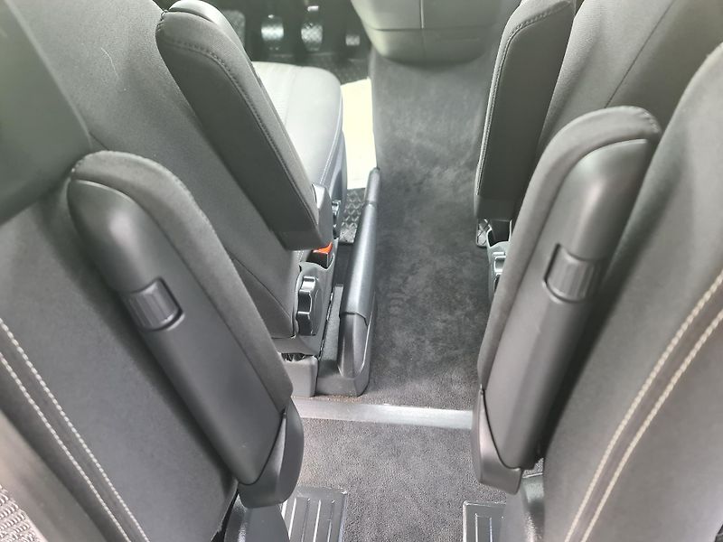 Volkswagen Transporter (2016) MULTIVAN 2.0TDi 110-KW OLOMOUC - fotka 24 z 103
