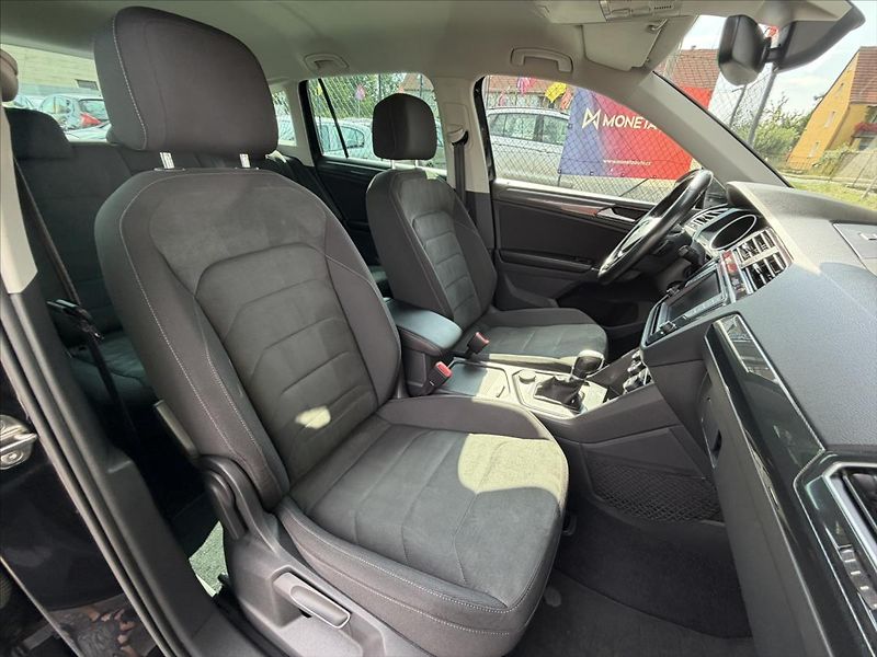 Volkswagen Tiguan 2,0 TDi DSG 4Motion  LED,ACC - fotka 29 z 50
