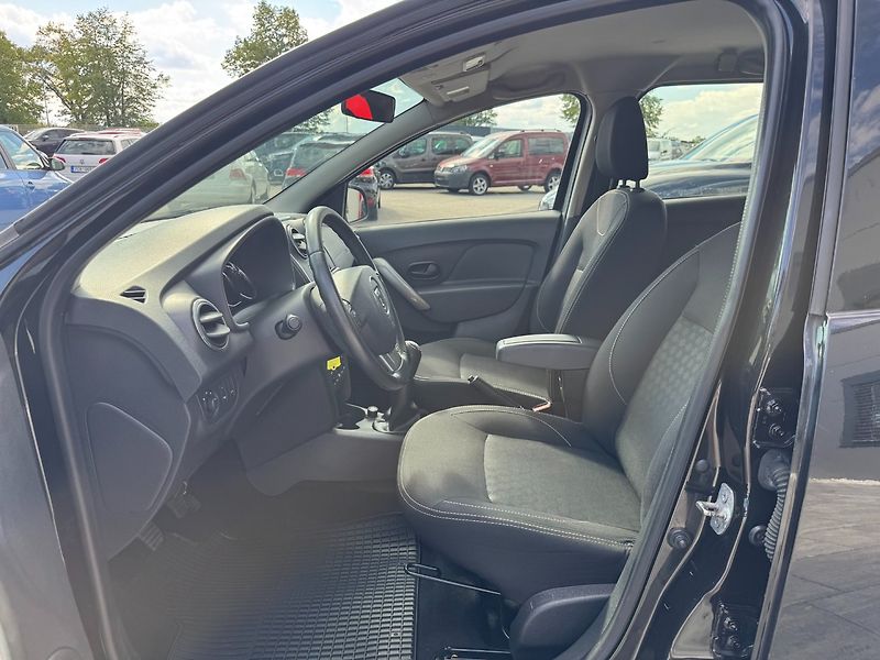 Dacia Logan (2015) MCV 1.5dCi 66kW - fotka 10 z 31