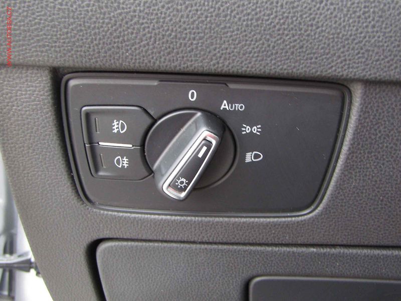 Volkswagen Passat (2020) 2.0 TDi 4x4, ČR, Alltrack - fotka 12 z 21