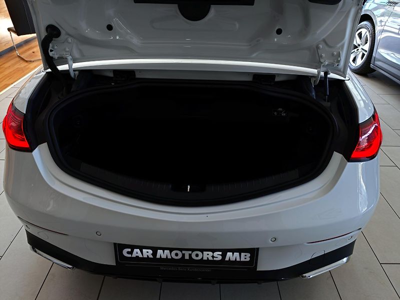 Mercedes-Benz CLE 200 cabrio AMG Pack - fotka 15 z 32