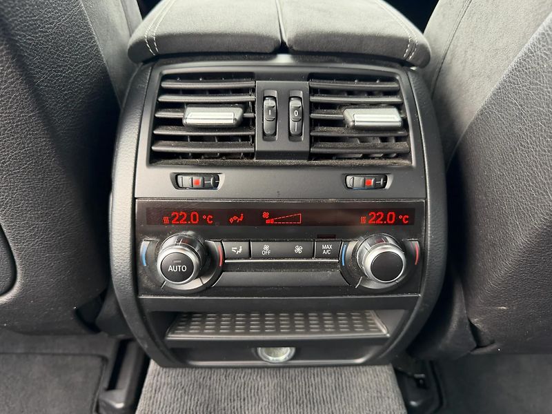 BMW Řada 5 (2016) +530xd+ČR+DPH+ - fotka 19 z 20