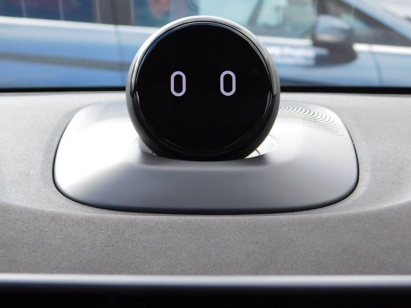 NIO ET7 PŘEDVÁDĚCÍ VŮZ, ZÁRUKA,480KW - fotka 30 z 33