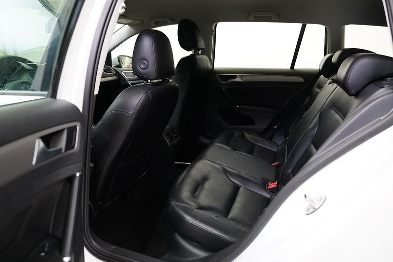 Volkswagen Golf - fotka 25 z 26