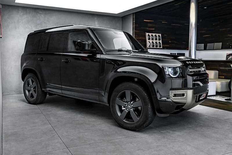 Land Rover Defender SE V6 D200, panorama, Meridian - fotka 4 z 23