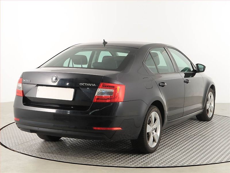 Škoda Octavia (2019) 1.6 TDI, Serv.kniha, Navi - fotka 5 z 17