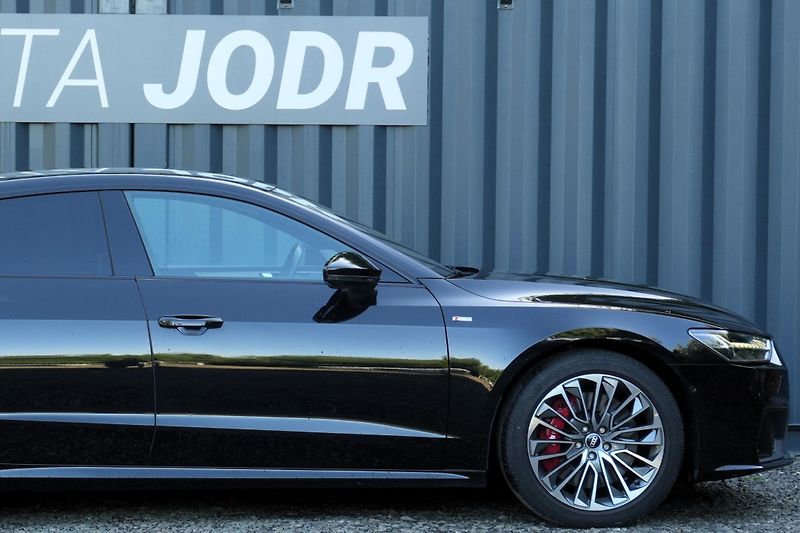 Audi A7 55 TFSI e, Quattro, Tažné, B&O - fotka 10 z 42