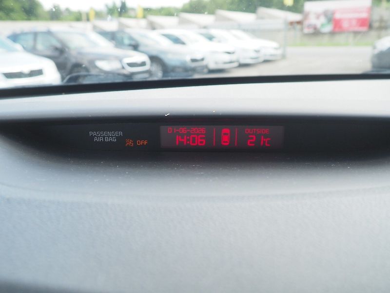 Kia Ceed (2018) 1.6 CRDi, 100 kW, 1. Maj ČR - fotka 30 z 43