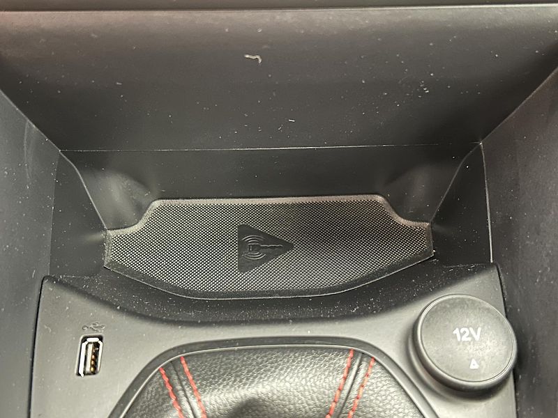 Ford Fiesta 1.0 l Active Ecoboost - fotka 18 z 26