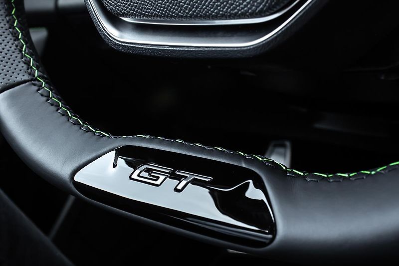 Peugeot 408 (2026) 1,6 GT Plug-in HYBRID 240 e-DC - fotka 18 z 22