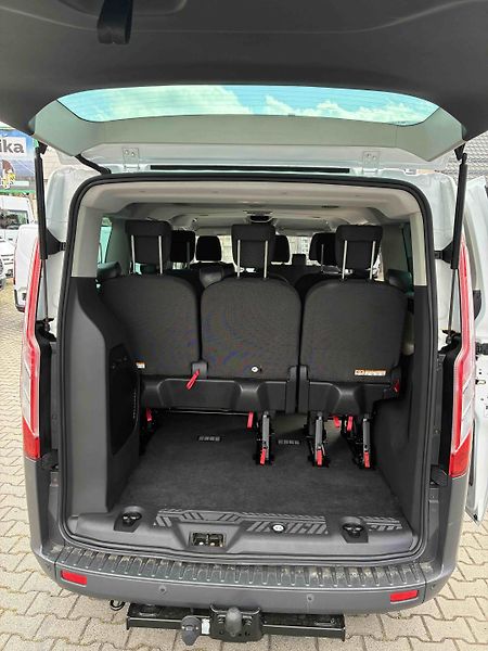 Ford Tourneo Custom (2015) Titanium L1-H1, KLIMA +TZ - fotka 13 z 15