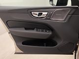 Volvo XC60 (2026) T6 AWD AUT DARK PLUS - náhled 7