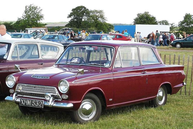 Ford Consul Cortina Mk I z roku 1963. Foto: Wikimedia Commons, Andrew Bone, CC BY 2.0