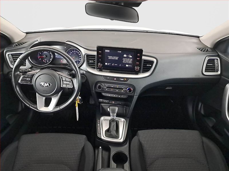 Kia Ceed (2021) 1.5 T-GDI, Automat, Serv.kniha - fotka 8 z 19