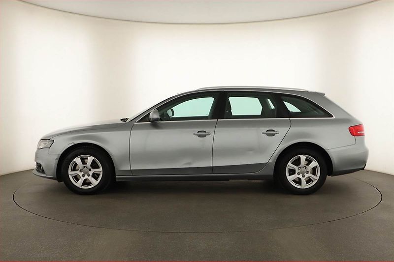 Audi A4 (2008) 1.8 TFSI, ČR,1.maj, udržované - fotka 3 z 13