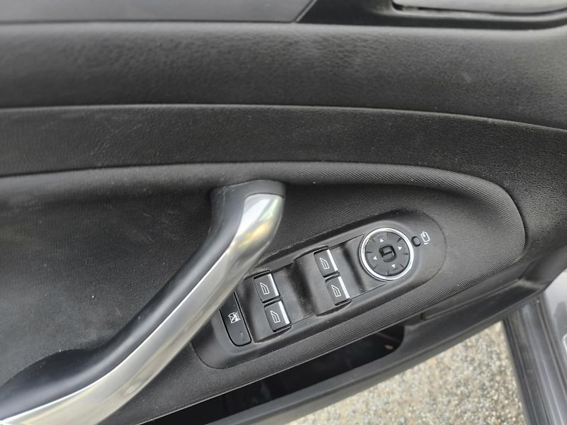 Ford Mondeo 2.0TDCI,100TKM,KRÁSNÉ,1MAJ65L - fotka 16 z 17