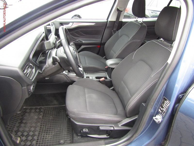 Ford Focus (2019) 2.0 TDCi, ČR, Navi, AC - fotka 9 z 19