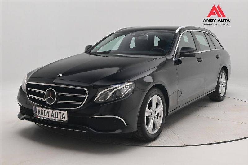 Mercedes-Benz Třídy E 2,0 220d 143 kW Business 9G-Tr - fotka 1 z 31