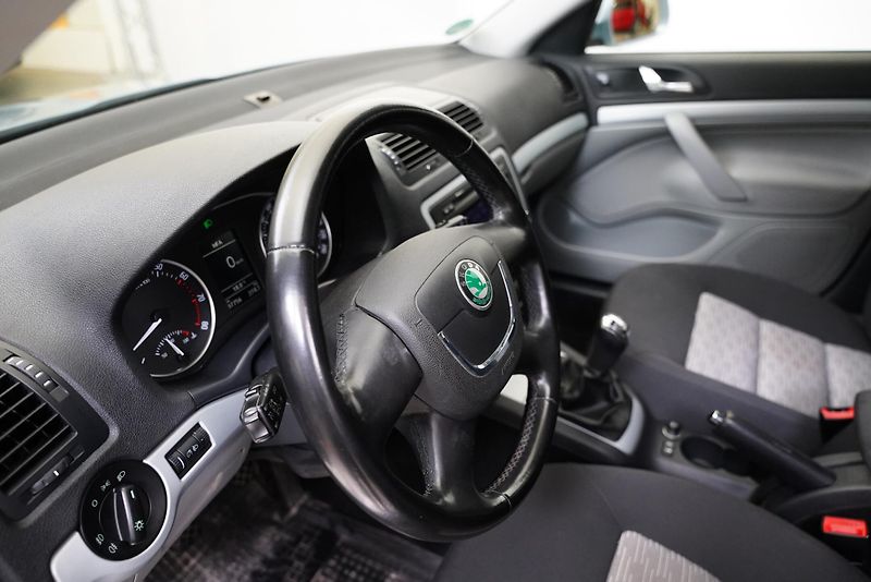 Škoda Octavia - fotka 14 z 22