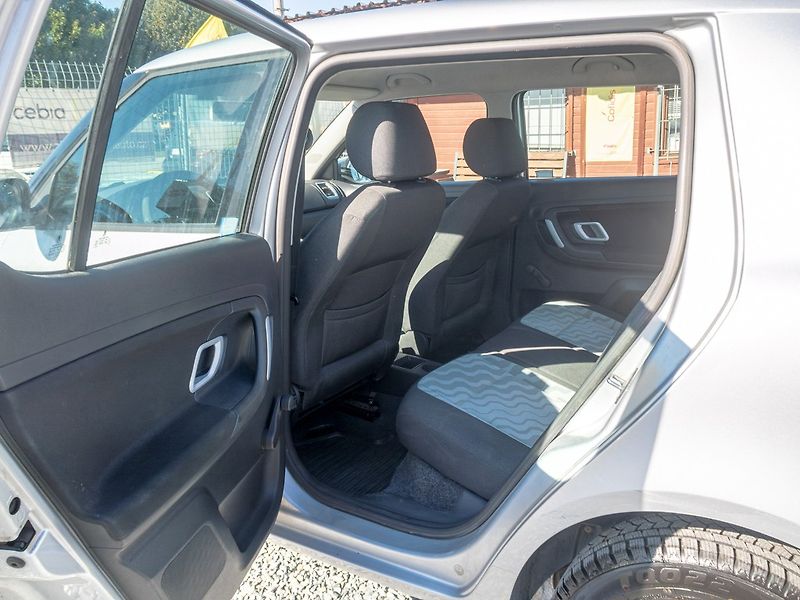 Škoda Fabia (2007) 1.2HTP 44KW – PO SERVISU - fotka 25 z 34