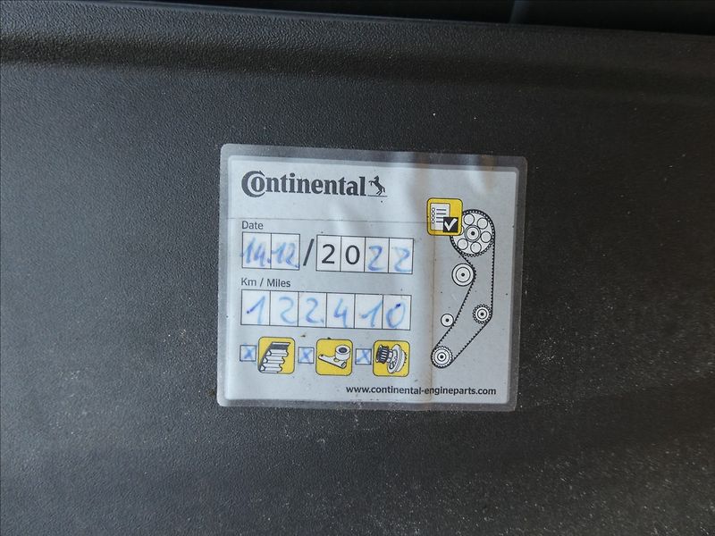 Volkswagen Golf 1,6 MPi 75kW DSG klima - fotka 36 z 40