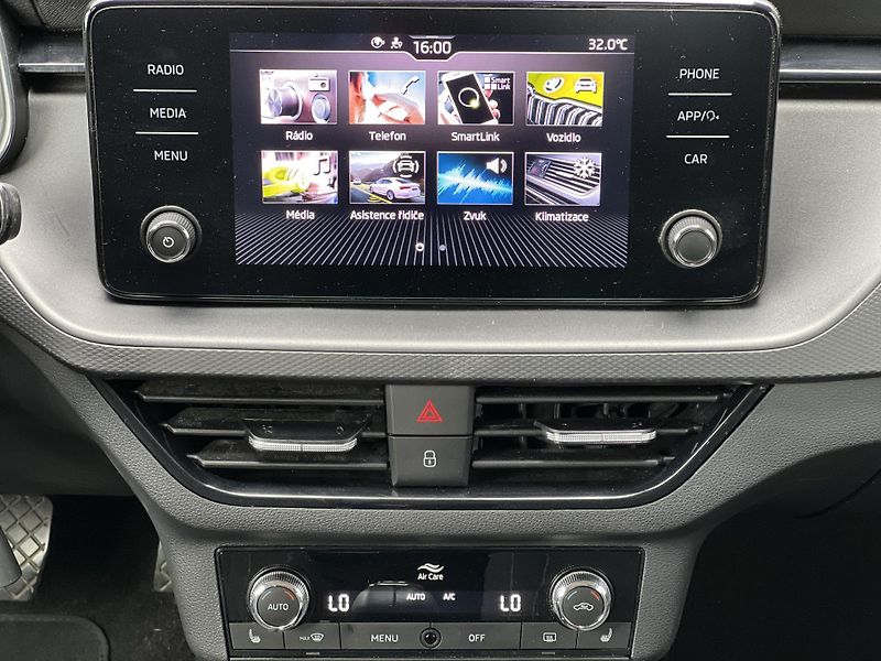 Škoda Kamiq 1.0TSi 81kw KAMERA TAŽNÉ ALU - fotka 20 z 46