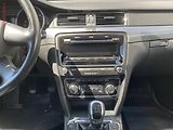 Škoda Superb (2010) 1.4 TSi, Comfort, autoAC - náhled 12