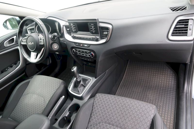Kia Ceed (2022) Sportswagon 1,0 T-GDI/88 kW - fotka 13 z 29
