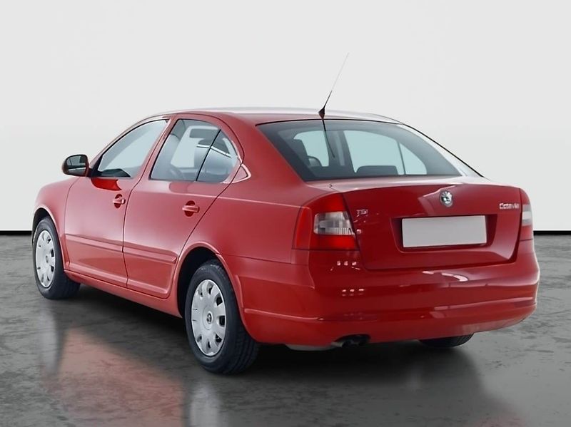 Škoda Octavia (2009) Ambiente 1.4 TSI, Xenony - fotka 4 z 15