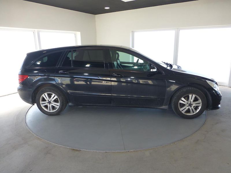 Mercedes-Benz Třídy R (2008) 320CDI*PANORAMA*VYHŘ.S**7 MÍST - fotka 4 z 22
