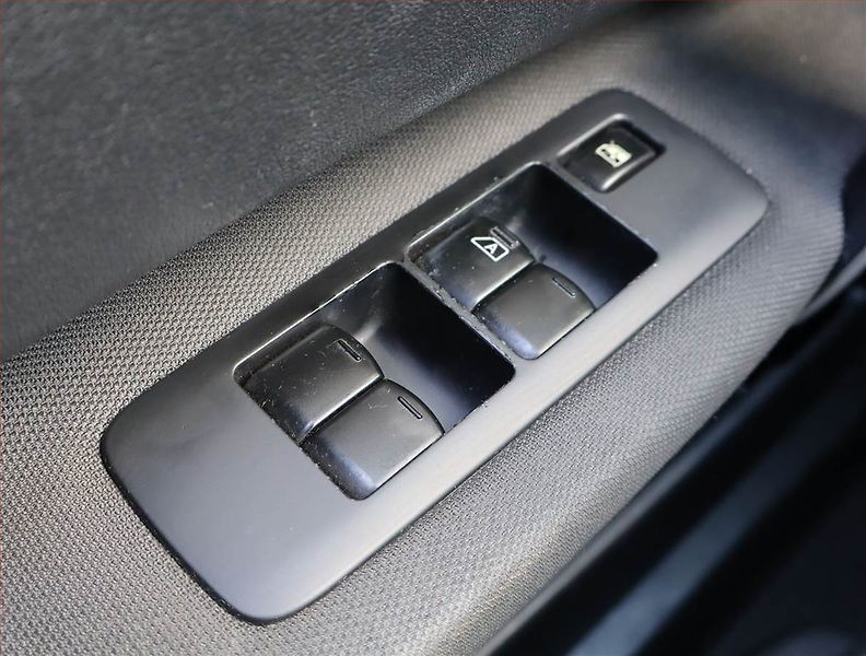 Nissan Qashqai (2012) 1.6 dCi, Navi, Tempomat - fotka 16 z 18
