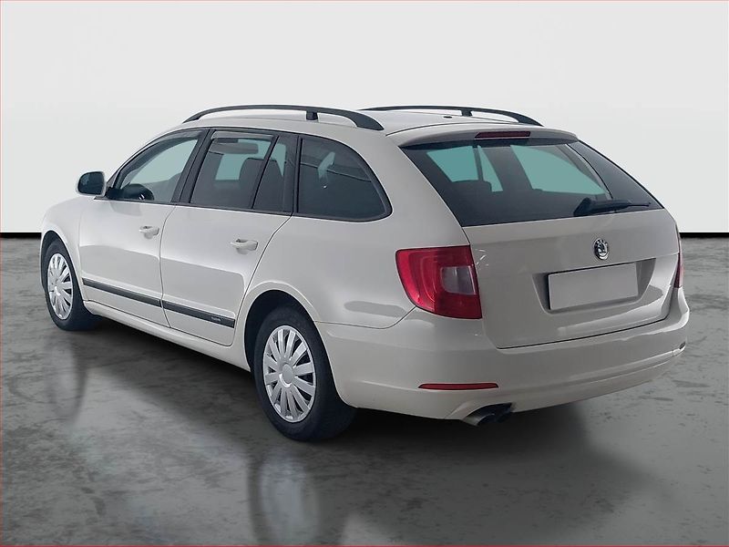 Škoda Superb (2012) Ambition 2.0 TDI, Tempomat - fotka 4 z 15