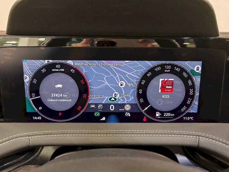 Škoda Superb (2024) Combi 2.0 TDI 142 kW DSG 4x4 L - fotka 7 z 35