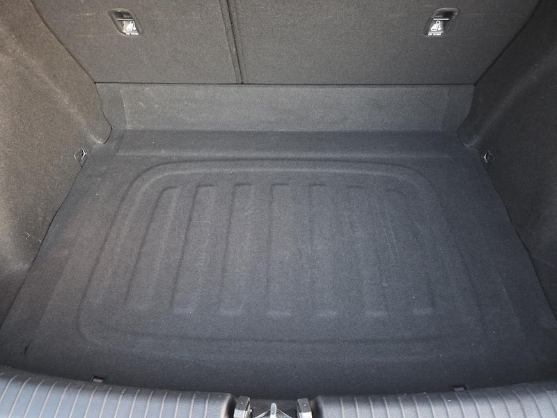 Kia Ceed (2022) 1.0 T-GDI 74 kW Spin,CZ,DPH - fotka 15 z 26
