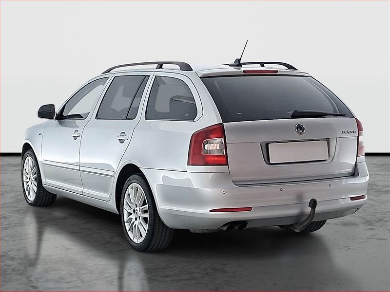Škoda Octavia (2012) Laurin&Klement 2.0 TDI - fotka 4 z 23