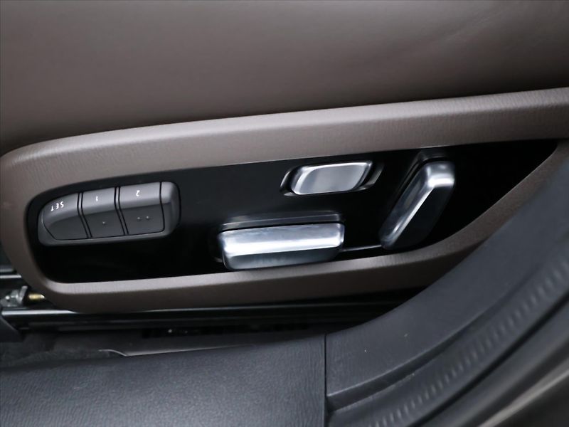 Mazda 6 2.5 G194 Aut. Revolution 1.Maj - fotka 16 z 40