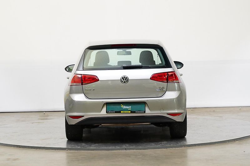 Volkswagen Golf - fotka 6 z 21