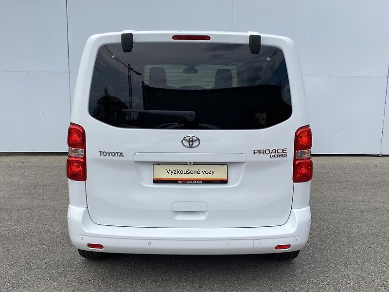 Toyota ProAce 2.0 D 130 kW AT Family - fotka 6 z 27