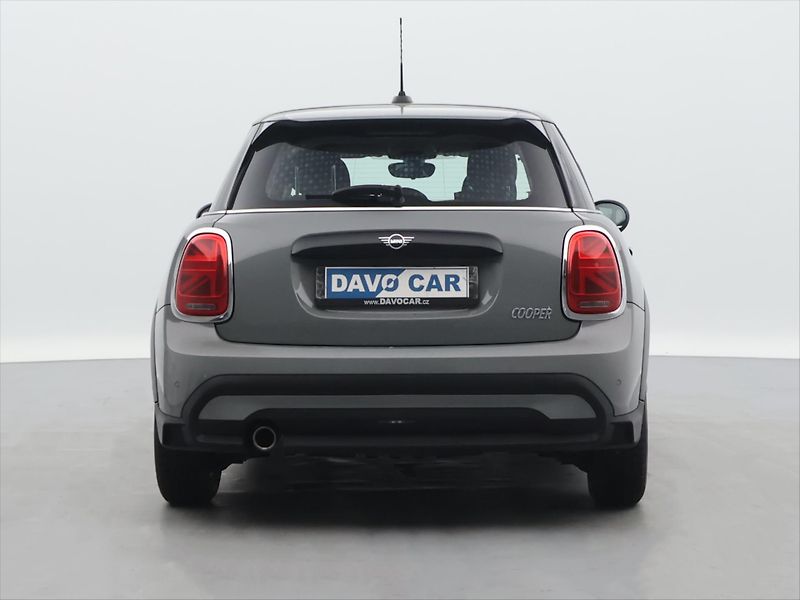Mini Cooper 1,5 100kW CZ DPH Klima,Tempo - fotka 6 z 26