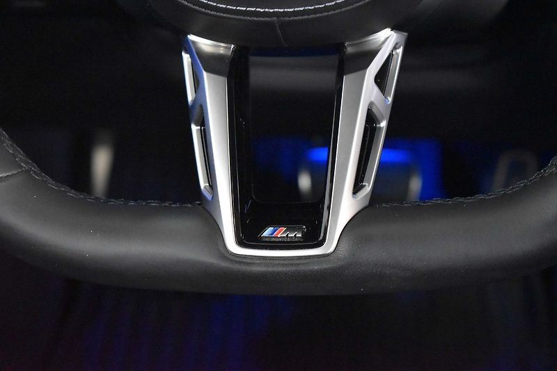 BMW Řada 7 740d xDrive ///MSPORT*AIR*DPH* - fotka 21 z 46