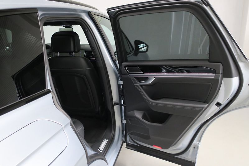 Volkswagen Touareg (2026) NEW Final Edition R Line 210kW - fotka 40 z 50