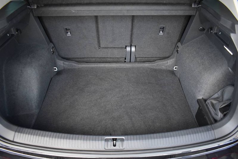 Volkswagen Tiguan (2023) 1.5TSI 5let záruka,manuál - fotka 13 z 24