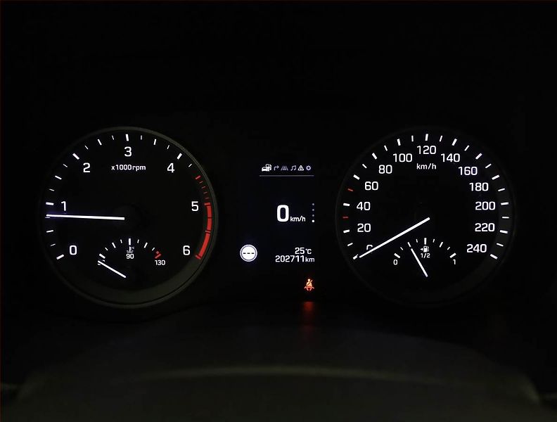 Hyundai Tucson (2017) 1.7 CRDi, Serv.kniha, Navi - fotka 9 z 19