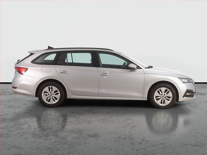 Škoda Octavia (2022) Ambition Plus 2.0 TDI, Automat - fotka 6 z 21