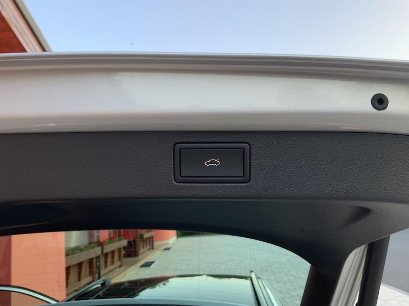 Škoda Kamiq MONTECARLO 1,5Tsi 7ST DSG/Auto - fotka 18 z 33