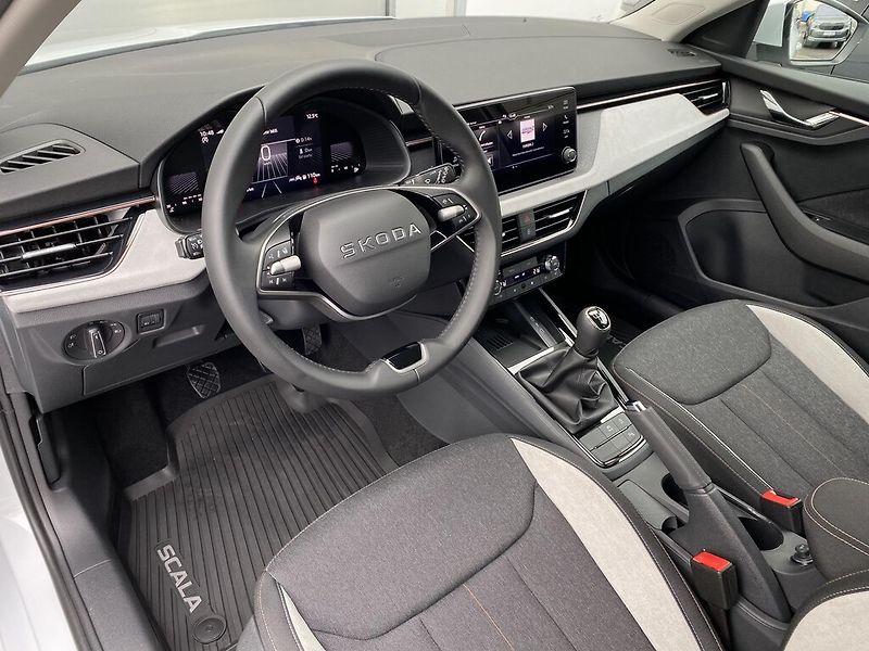 Škoda Scala 1,0 TSI 85 kW Selection - fotka 7 z 27