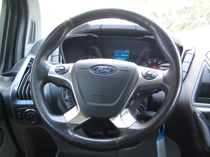 Ford Transit Custom (2016) 2.0 TDCi96kW BEZ KOROZE - fotka 28 z 28